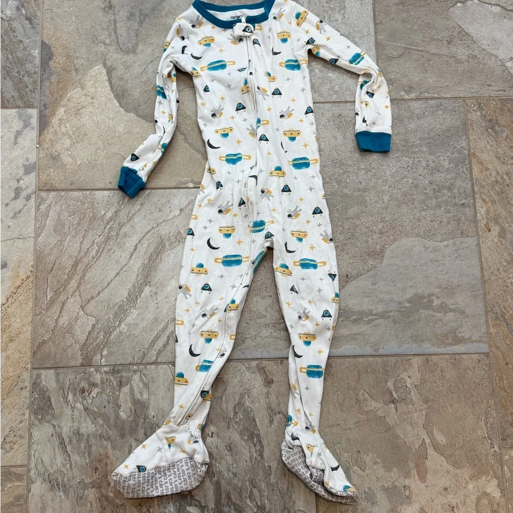 Carters footie PJ onesies 5T Set of 6 EUC - Picture 4 of 7